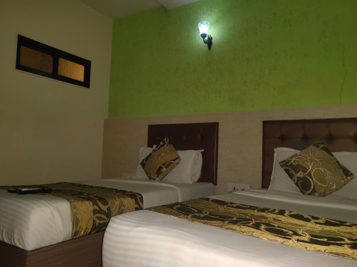 מומביי Hotel Golden Nest Popular Residency מראה חיצוני תמונה